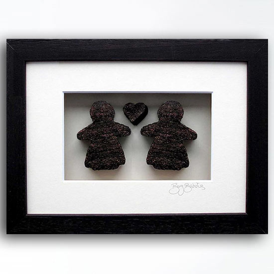 Couple with Heart Girls - Bog Buddies