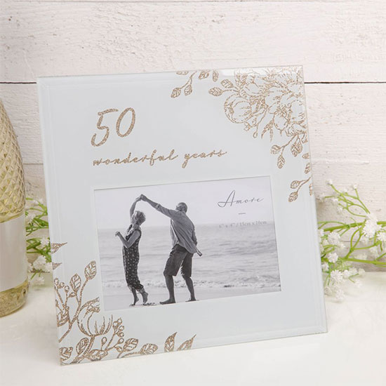 50 Best 6-Year Wedding Anniversary Gifts of 2023