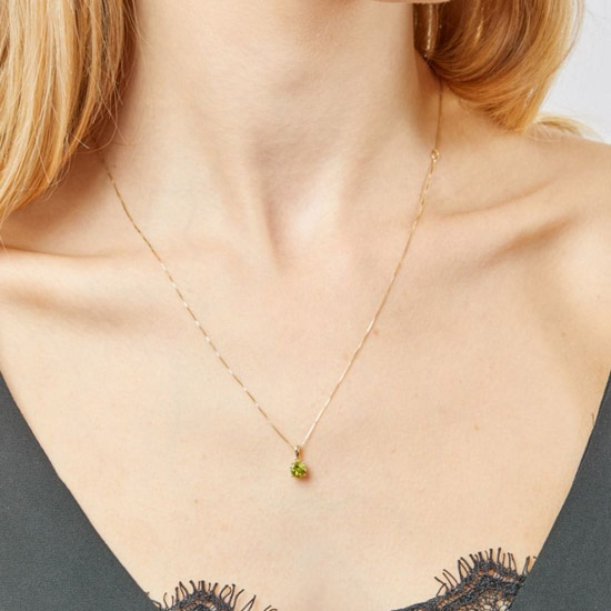 August Birthstone - Green Peridot Stone set into 9ct yellow gold with chain - Image 2
